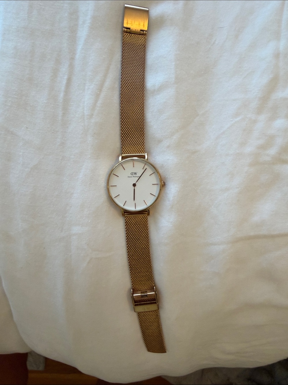Daniel Wellington Gold Mesh Strap Watch with White Dial